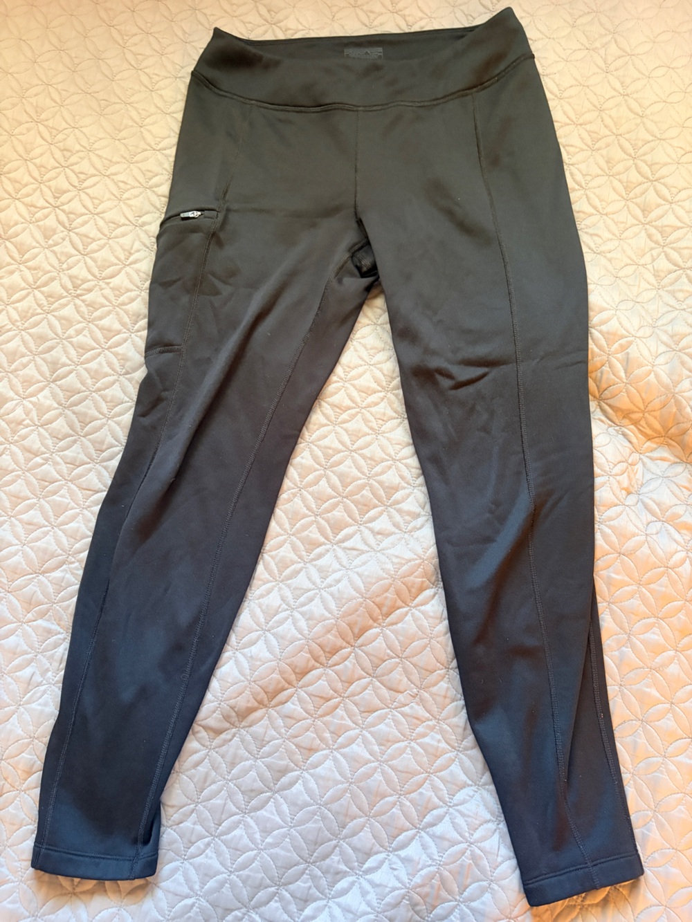 Patagonia Black Fleece Lined Leggings with Side Zip Pocket | Women’s Size M